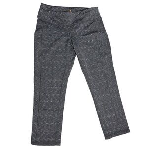 LUCY Women’s Crop Leggings SZ M Grey Stretch Pull On Athletic 21” inseam W/ PKTS